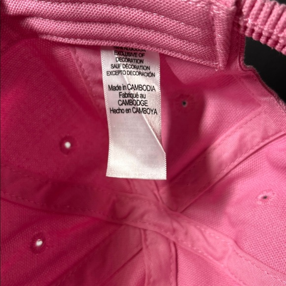 Carhartt Kids Bright Pink Hat. Like new - Picture 4 of 7